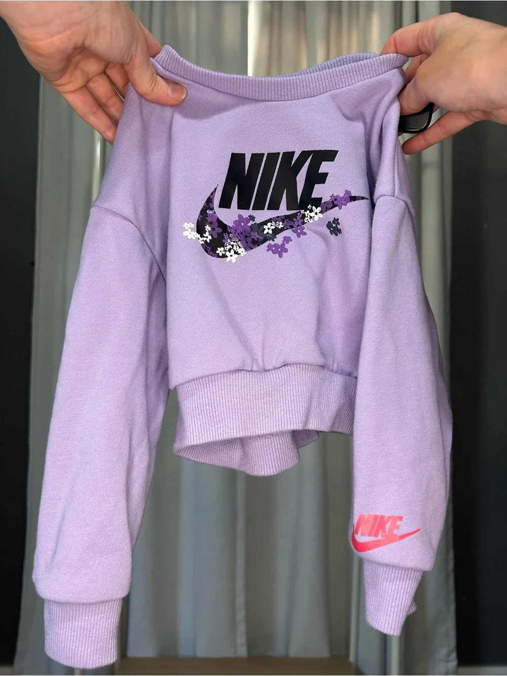 NIKE Girl’s Crew Neck Sweatshirt - Size 2T (1-2 years)
